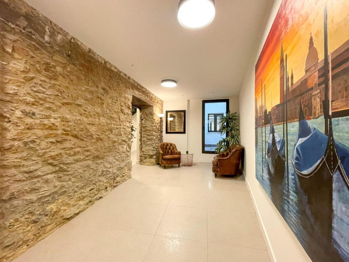 Hotel San Isidoro Coliving Oviedo Exteriér fotografie
